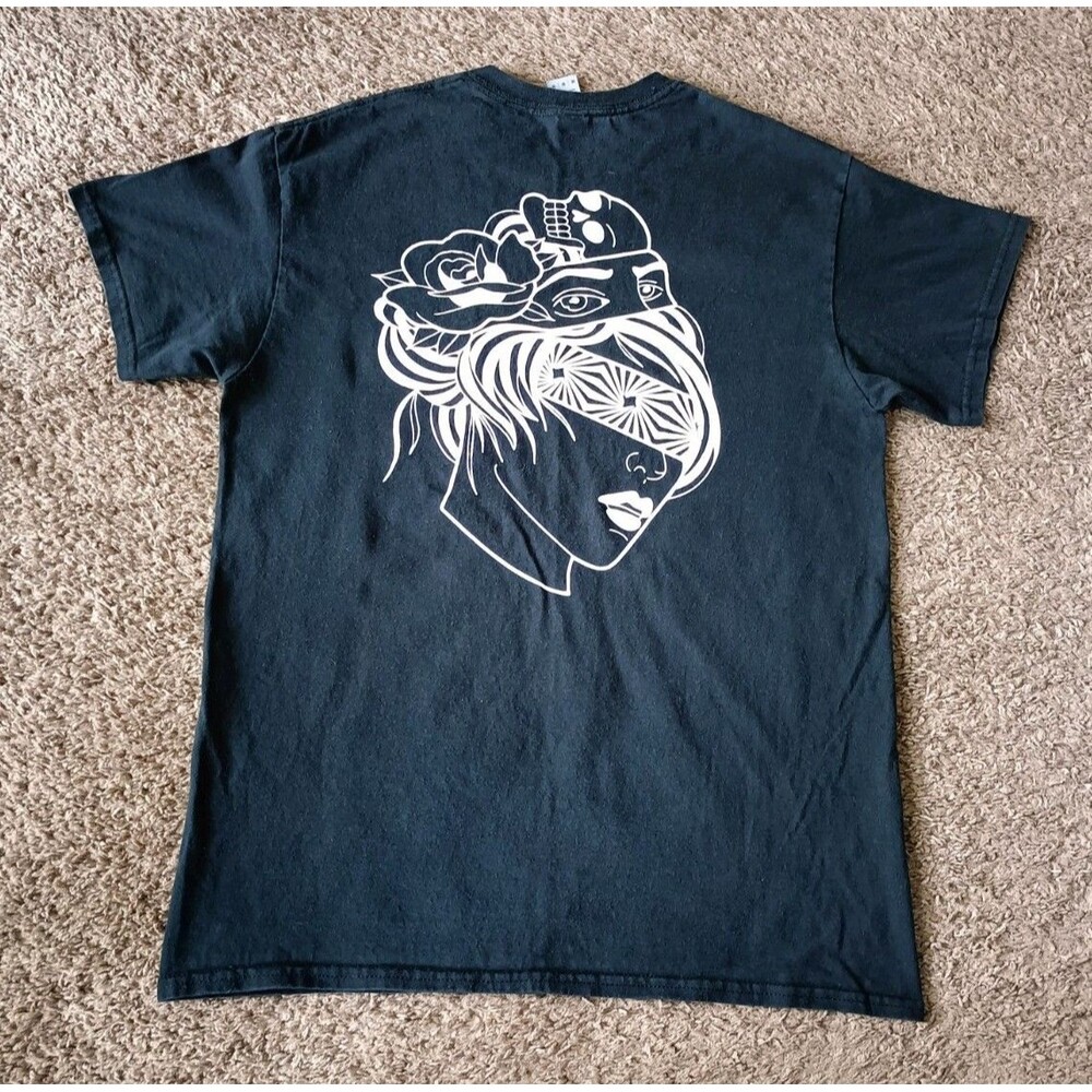 Wrong Crowd Graphic Pocket T-Shirt Men's M Black